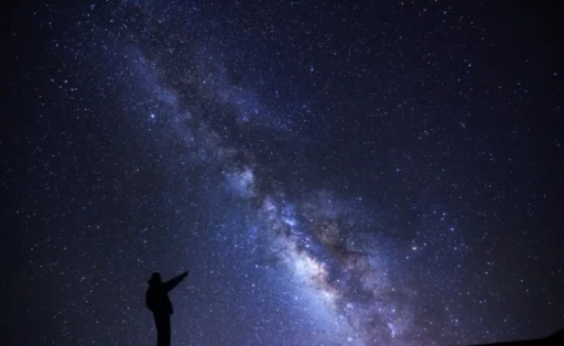 임진일주(壬辰日柱)의 명리학적 본질과 현대적 삶의 궤적 7