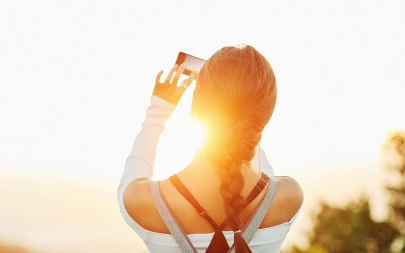 병오일주 여자 궁합 - 뜨거운 태양처럼 빛나는 그녀의 인연 찾기 1