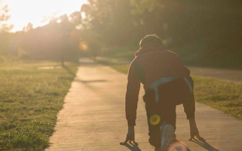 사생격 - 역마의 기운을 타고난 팔자 - 특징, 조건, 남녀 차이, 용신, 성격, 직업 심층 분석 1