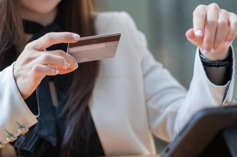 KB국민카드 해외결제 수수료 계산기 완벽 가이드 및 절약 팁 총정리 1 20251231001327003