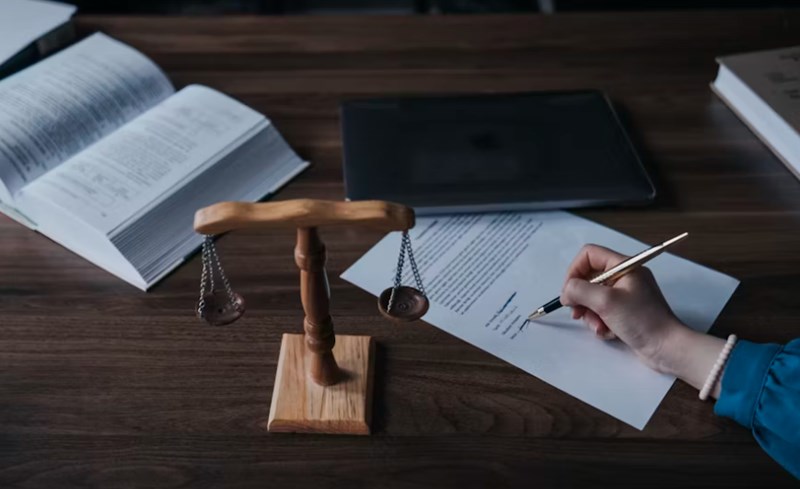 상관견관 위법과 파격의 경계에서 관을 들이받는 사주의 비밀 7 20251206030019447