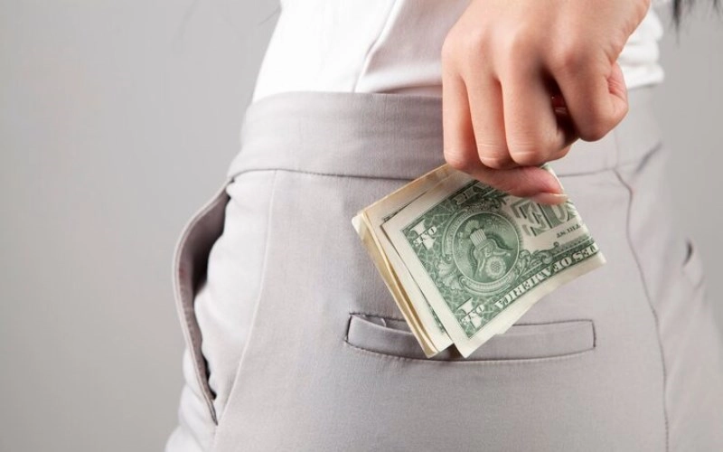 돈복 있는 사주 특징 3가지 확인하고 평생 떵떵거리며 사는 법 - 사주통변 돈복 있는 사주 돈복 있는 사주 특징 3가지 확인하고 평생 떵떵거리며 사는 법 4