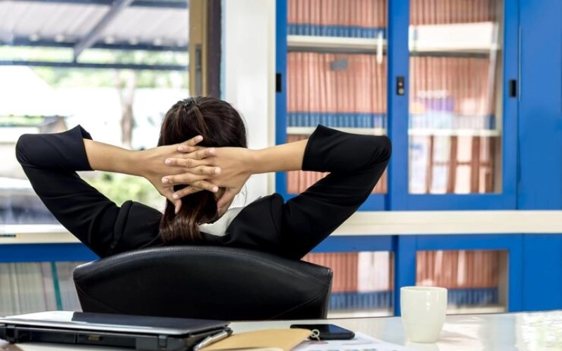 사주에 관성이 너무 강할 때 겪는 직장 고충 2 사주에 관성이 너무 강할 때 겪는 직장 고충 1