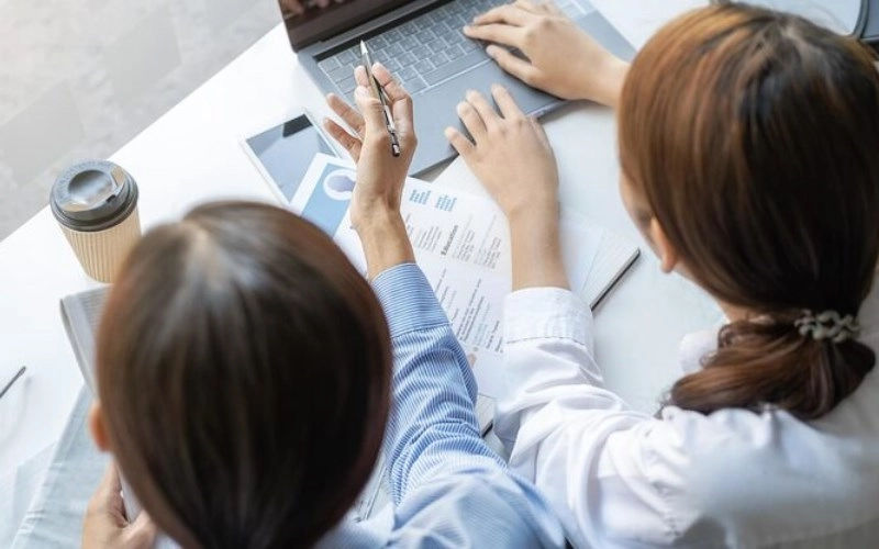 직장 동료 사주 하나로 나를 도와줄 진짜 귀인인지 바로 확인하는 법 5