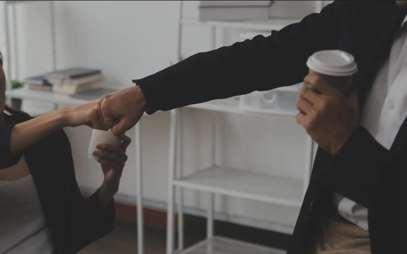 직장 내 인간관계 스트레스 줄이는 사주법(+ 병오년 직장 생활을 술술 풀어나가는 비결) 2 직장 내 인간관계 스트레스 줄이는 사주법(+ 병오년 직장 생활을 술술 풀어나가는 비결) 1