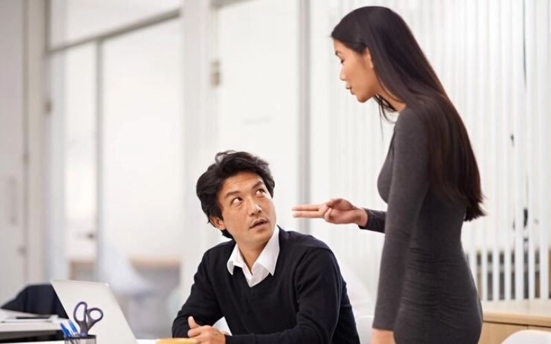 직장 상사와 싸우는 이유 사주로 풀어보는 기질과 병오년 운세의 비밀 4 직장 상사와 싸우는 이유 사주로 풀어보는 기질과 병오년 운세의 비밀 3