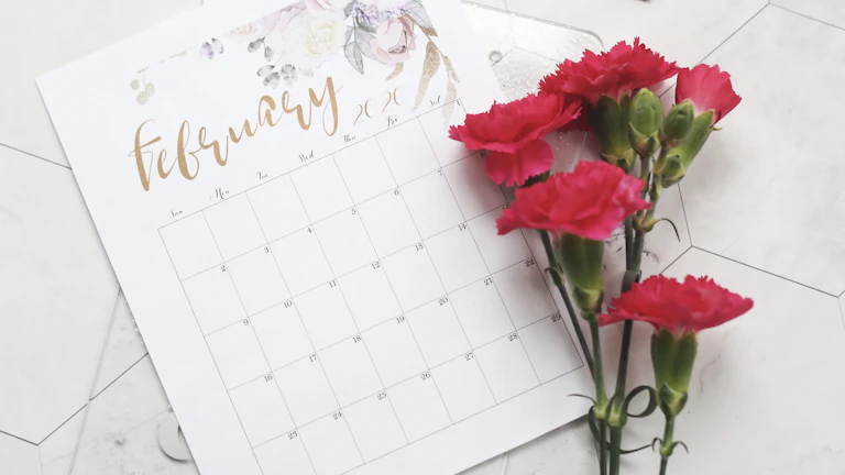 특정 날짜가 표시된 달력