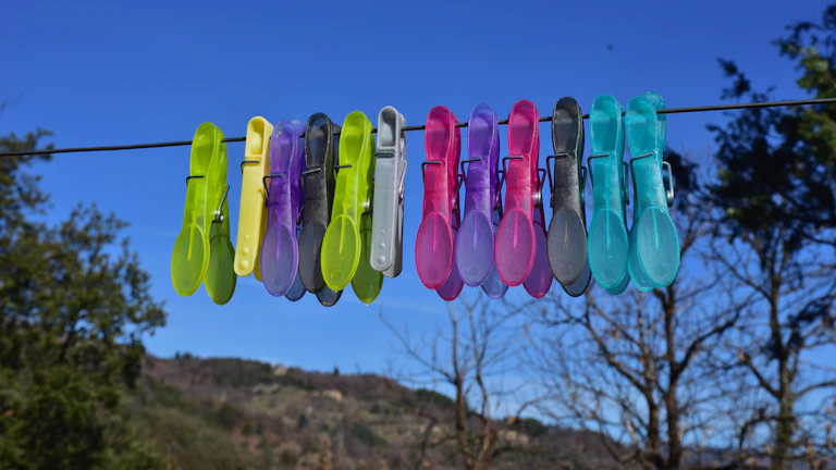 사주 나에게 맞는 행운의 속옷 색상, 면접 날 숨겨진 코디 비법으로 합격률 높이기 2 다양한 색상의 속옷