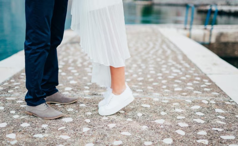 두 사람의 인연이 다시 연결되는 신비로운 운명의 흐름