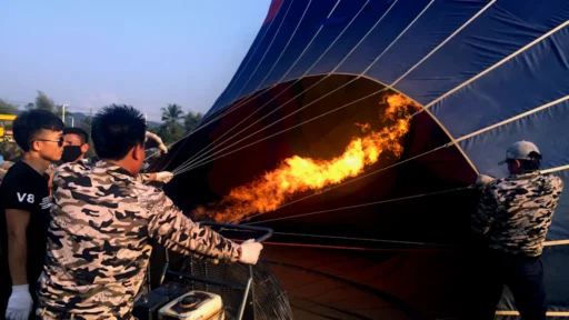 사주 겁재, 경쟁자를 내 편으로 만드는 강력한 협상 기술과 운명 극복법 11