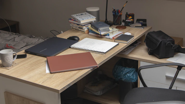 성공한 자산가의 집무실 풍경