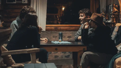 사주 겁재, 재성을 극할 때 돈 거래 절대 금물인 치명적인 이유 3