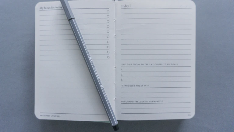 2026년 병오년, 재정 건강 적신호 미리 알고 대비하는 똑똑한 방법 2 예산을 계획하는 사람