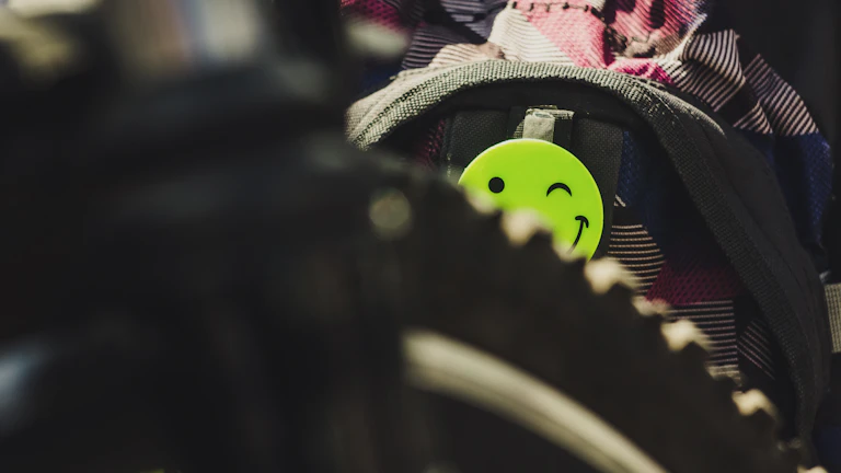 자신감 있는 표정의 사람