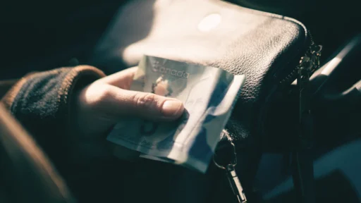 돈 관리 못 하고 탕진할 때 꼭 필요한 해결책 5