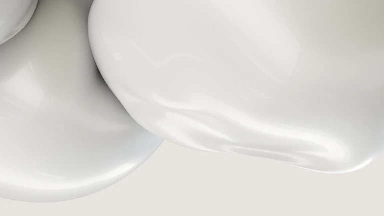 몸이 차갑고 무기력할 때 금기운 채워 활력 되찾는 법 2 신선한 과일과 채소가 담긴 하얀색 금속 그릇